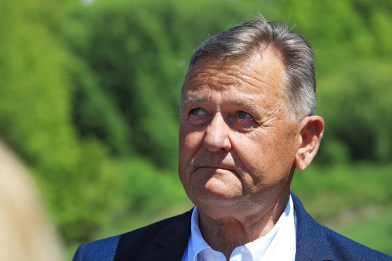 "Delo ministrstva, ki ga vodim, lahko ocenim kot izjemno dobro, predvsem po zaslugi odličnih sodelavk in sodelavcev," pravi Alekdander Jevšek.