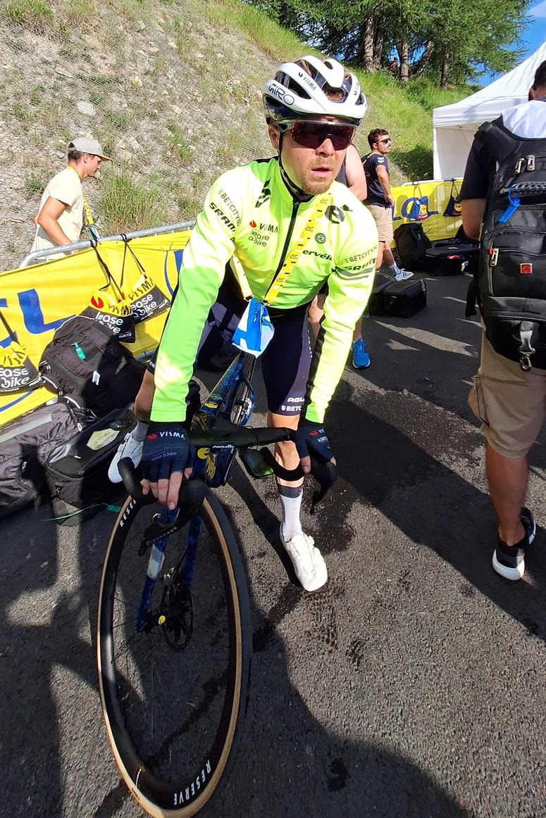 Glavna fotografija članka:Tratnik pred kronometrom: Jonasu ustreza, a Tadej na drugem nivoju, sam pa ne pričakujem nič