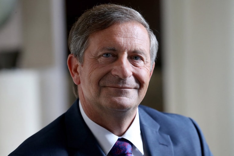 Glavna fotografija članka:Znano je, kdaj se s svojo stranko na politični parket vrača Karl Erjavec