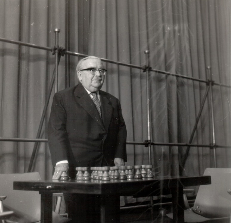 Če bi izbirali najboljšega šahovskega pisca, bi lahko bil ena od izbir dr. Milan Vidmar.