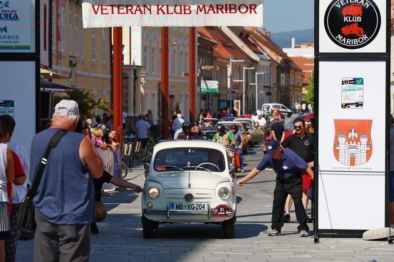 V soboto se bodo na Glavnem trgu od 8. do 10. ure zbirali vozniki starodobnih vozil in njihovi lepotci. 