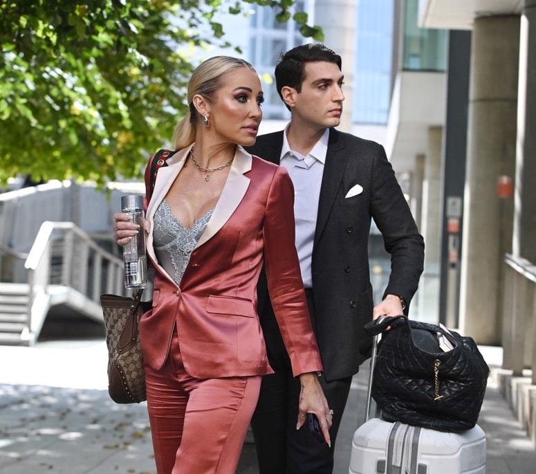 Mary Bonnet je v novi knjigi z javnostjo delila pretresljivo zgodbo. 