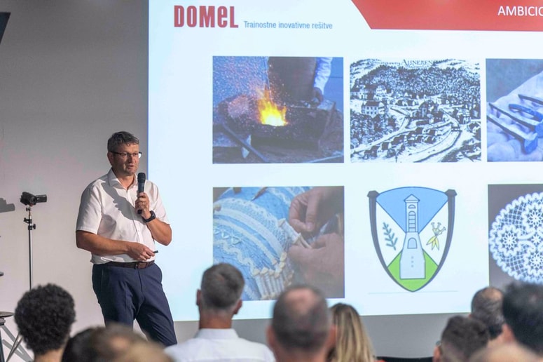 "Zaposleni, ki ni lastnik, si želi večjo nagrado, lastnik, ki ni zaposlen, pa si želi večjo dividendo," pravi Matjaž Čemažar iz Domela.

