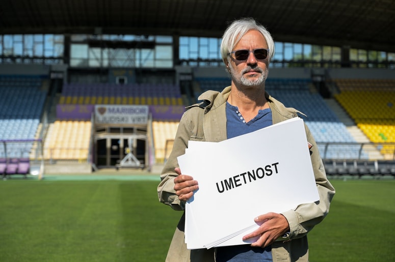 Rok Vilčnik: "Saj veste, kaj vse je že bilo v našem mestu, od Jazz kluba Satchmo do Salona uporabnih umetnosti, pa ni več, KGB pa je še." 