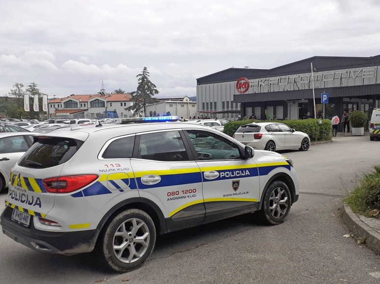 Policisti so ovadili turškega goljufa.