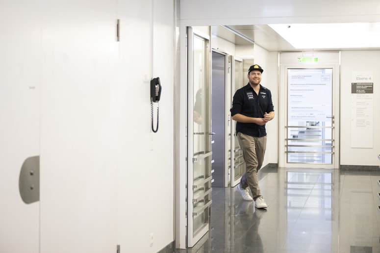 Minulo zimo v bolnišnici, to zimo spet med najboljšimi smučarji na svetu. 