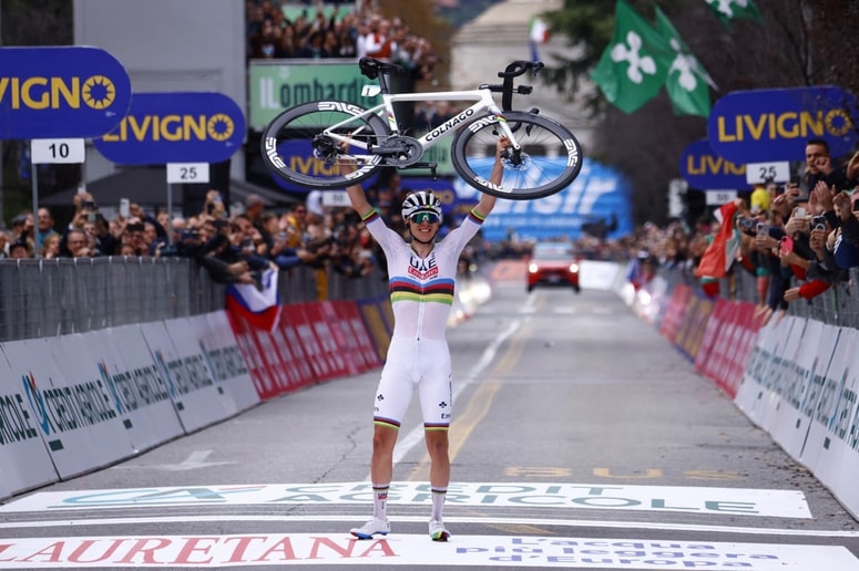 V majici svetovnega prvaka je slovenski as nepremagljiv. 