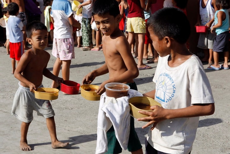 Glavna fotografija članka:ZN: V revščini živi več kot milijarda ljudi, več kot polovica revnih je mladoletnih