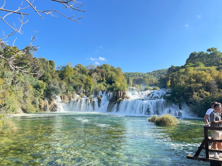 Skradinski buk je ena največjih znamenitosti nacionalnega parka Krka. 