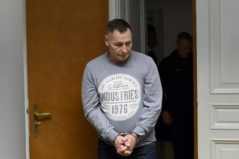 Slobodan Bogdanović je s solzami v očeh priznal, da je julija letos na Viču ubil svojo partnerico. Dejanje je tudi obžaloval. 