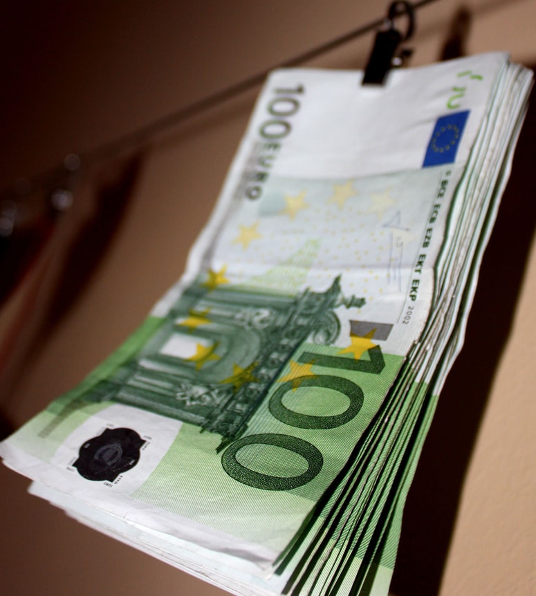 Glavna fotografija članka:(PISMO BRALCA) Kaj sta fiskalno pravilo in fiskalni svet ter njun pomen