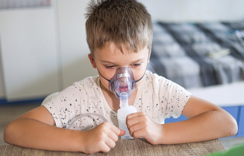 Bakterija, ki pripelje do atipične pljučnice, težave povzroča zlasti med otroki. Fotografija je ilustrativna. 