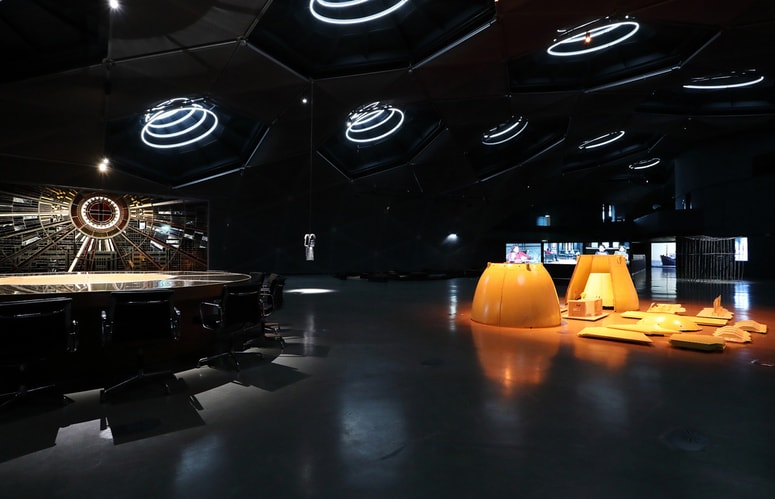 Razstava Poetike moči 