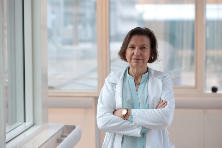 prof. dr. Janja Ocvirk, specialistka internistične onkologije in strokovna direktorica Onkološkega inštituta Ljubljana