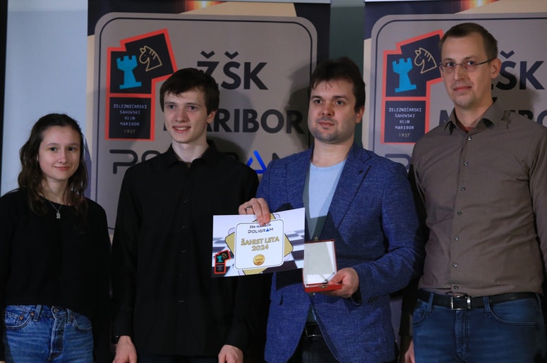 Vladimir Fedosejev z dobrimi partijami razveseljuje tudi predsednika mariborskega kluba Tadeja Sakelška.