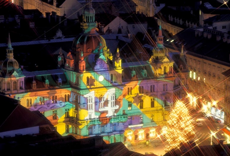 Gradec se decembra pokaže v svoji najbolj svečani in šarmantni podobi. 