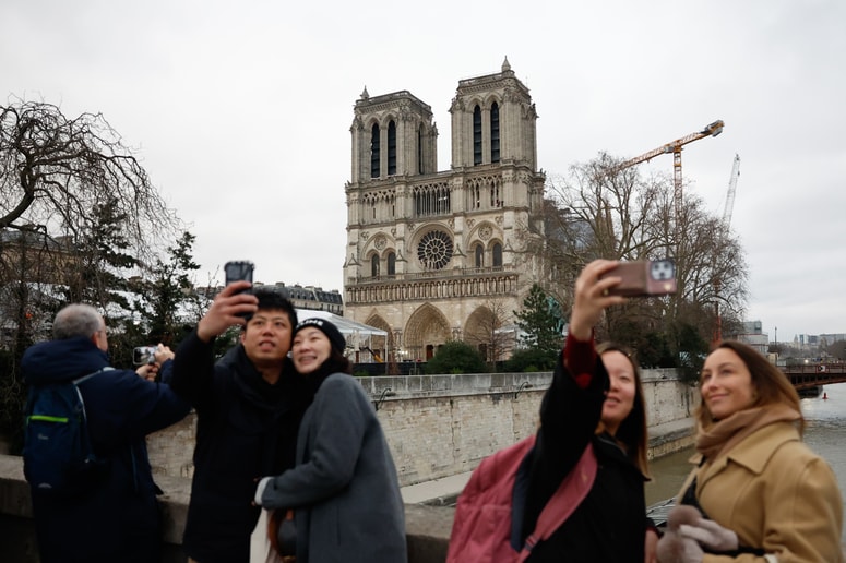 Glavna fotografija članka:(PISMO BRALCA) Pariške impresije