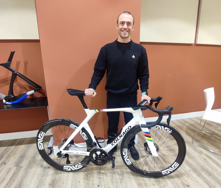 Za Filippa Gallja konjiček v njegovih rokah predstavlja življenjski projekt. 