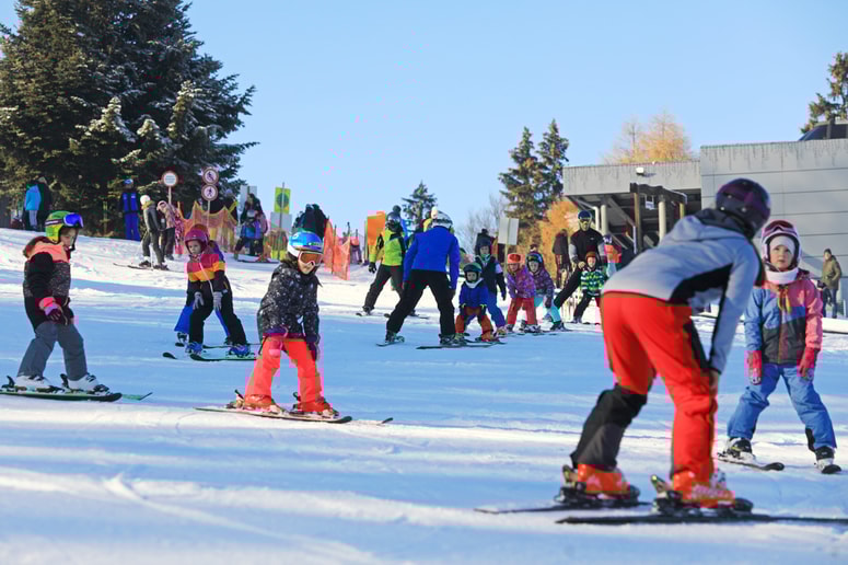 Znova bo brezplačni tečaj smučanja za otroke.
