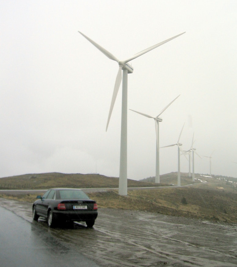 Prva generacija vetrnic se poslavlja, v glavnem jih nadomeščajo nove.