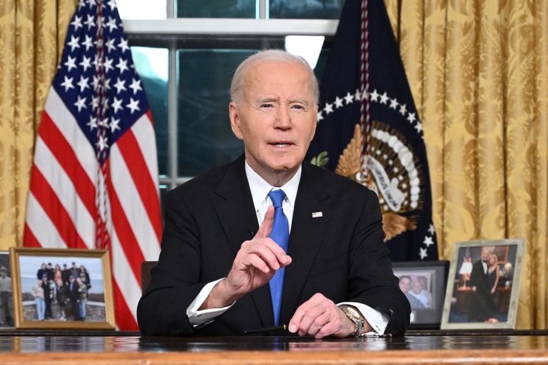 Joe Biden je Američane nagovoril iz Ovalne pisarne v Beli hiši.
