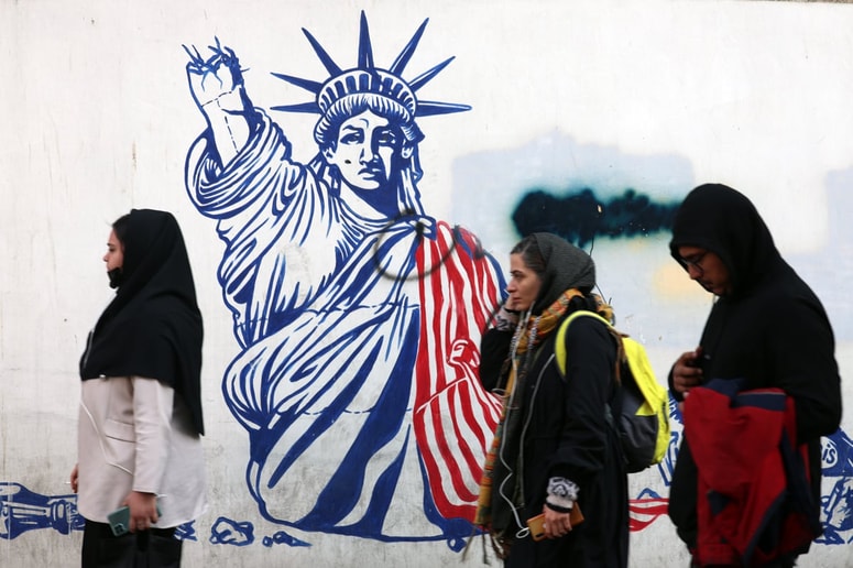 "Kitajski izpusti plujejo k nam," je ugotavljal Donald Trump v včerajšnjem govoru.