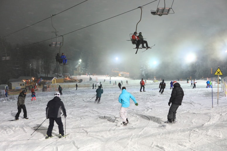 Glavna fotografija članka:Od danes spet nočna smuka na zgornjem delu Mariborskega Pohorja