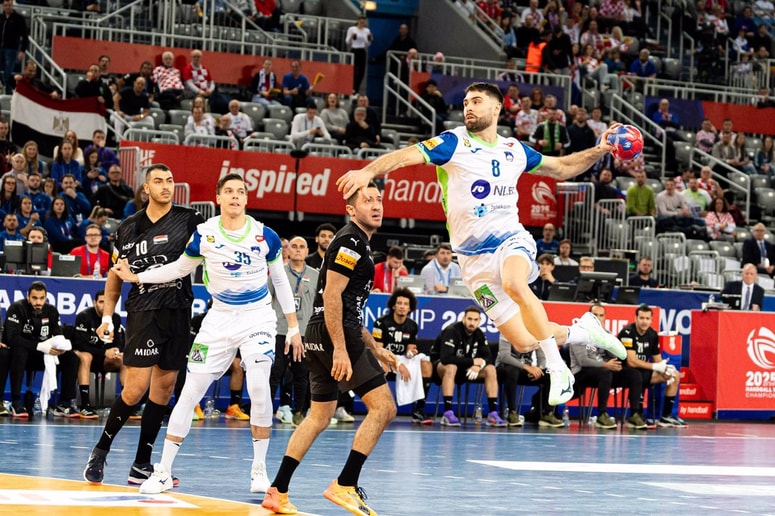 Vrata v izločilne boje so zaprta. Zaklenjena. 