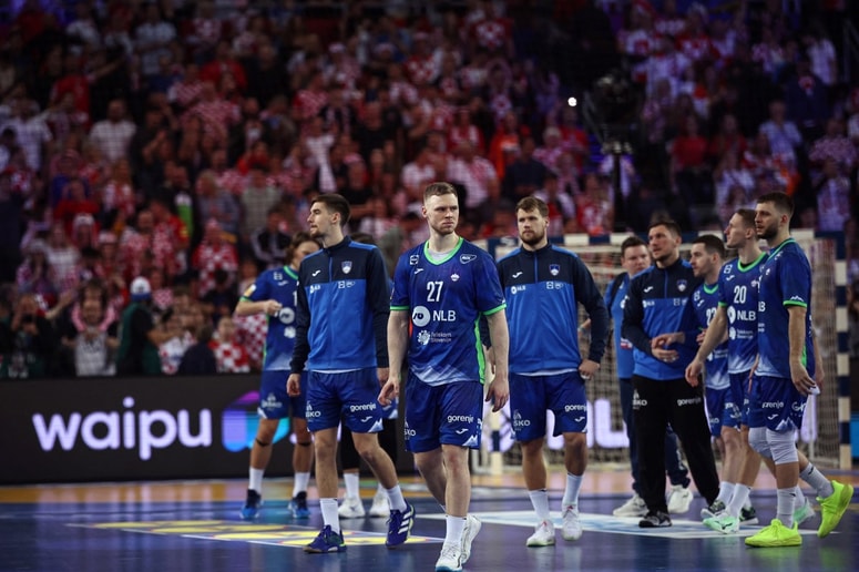 Glavna fotografija članka:(POGOVOR) Ob koncu vendarle popravili vtis, selektor Zorman izžet: Samo domov, v domačo posteljo