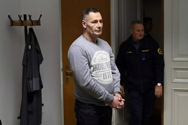 Slobodan Bogdanović se je odločil, da na sejo višjega sodišča ne bo pristopil, tako da so jo opravili brez njega. 