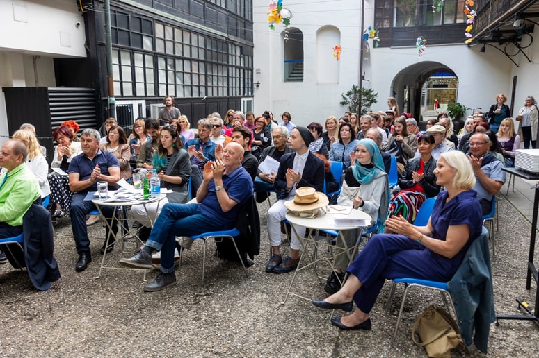 Pesniški turnir 2024 v Vetrinjskem dvoru 