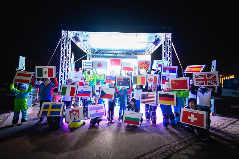 Glavna fotografija članka:Generalni sekretar FIS Michel Vion odprl svetovno prvenstvo v smučanju invalidov