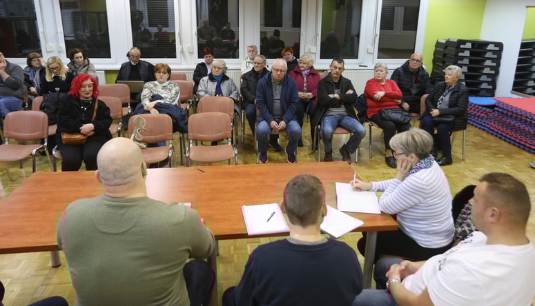 Tezenčani so prepričani, da Cona Tezno nima primerno urejene vodovodne infrastrukture za gašenje velikih požarov.