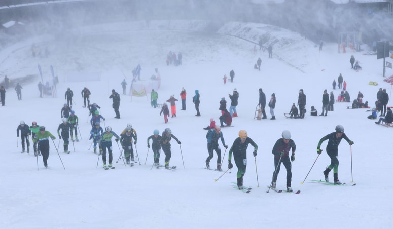 Turni smučarji so morali premagati 500 metrov višinske razlike med Snežnim stadionom in Bellevuejem. 