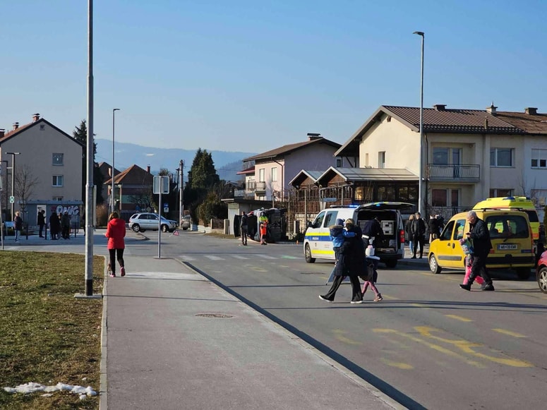 Prometna nesreča pod Pekrsko gorco.