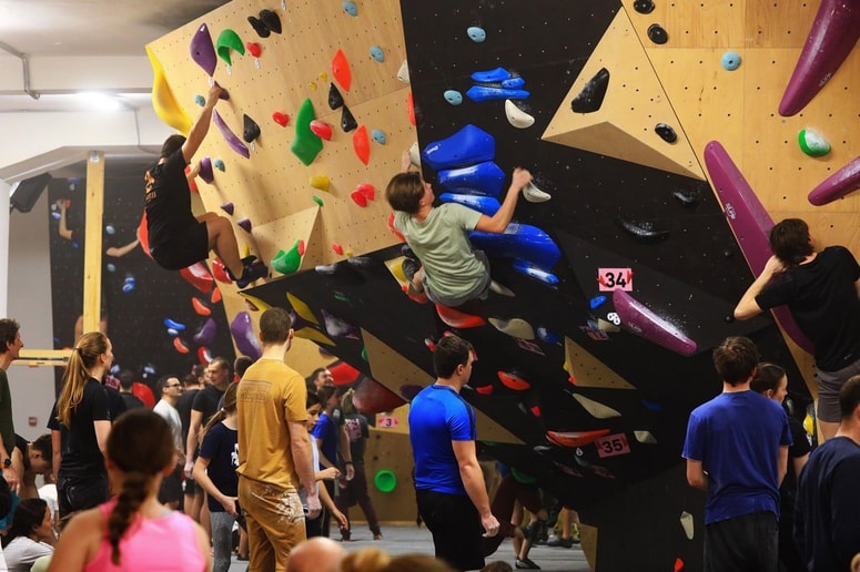 Kapacitete so štirikrat povečali, na voljo je kar 180 različnih balvanskih poti, primernih za vse stopnje znanja plezanja - od začetnikov do tekmovalcev na vrhunskem nivoju.