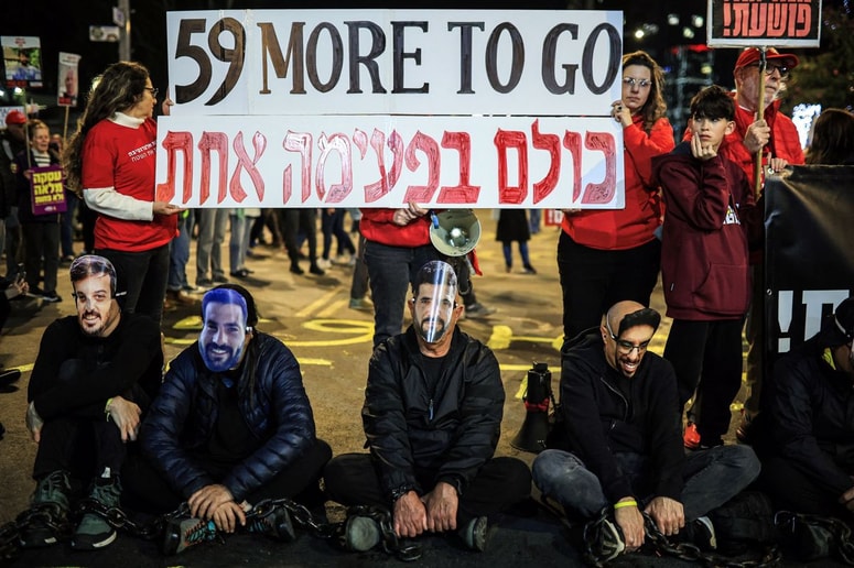 Od 251 talcev, ki jih je Hamas zajel med napadom 7. oktobra 2023, jih v Gazi ostaja 58, od tega jih je po navedbah izraelske vojske 34 mrtvih.