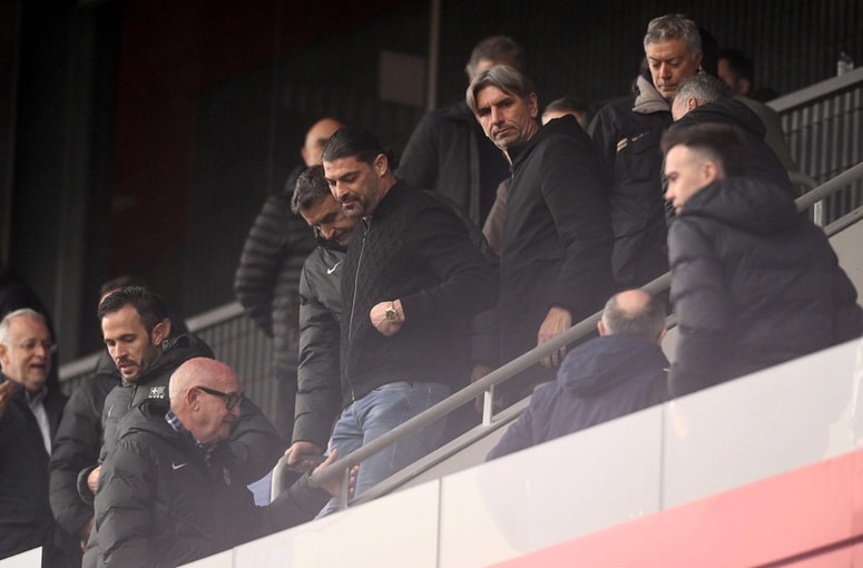 Andy Bara v družbi Danija in Miguela Olma