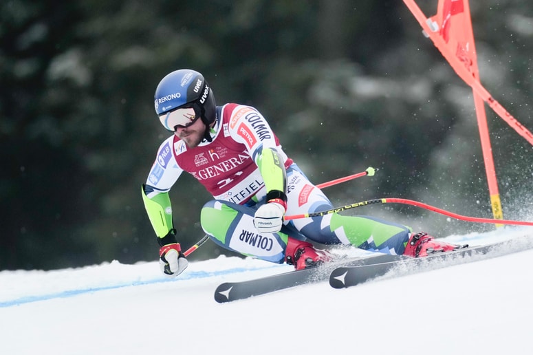 Glavna fotografija članka:Odermatt pred avstrijsko falango, Hrobat sezono odprl s 13. mestom