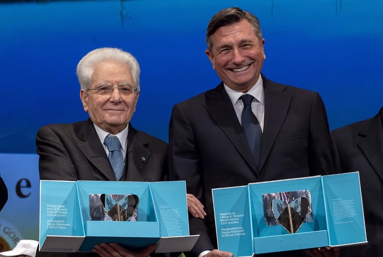 Sergio Mattarella in Borut Pahor v Gorici. "Skupaj sva se trudila ustvariti boljši svet, za katerega upava, da bo mladim generacijam Slovencev in Italijanov in vseh Evropejcev v prihodnje omogočil neverjetno plemenite dosežke v skupno dobro," je poudaril Pahor.