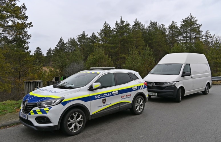 Okostje so po skoraj šestih letih našli približno kilometer od glavne ceste pri Hrušici. 