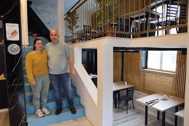 Valmira in Valter Alliu sta več let delala v gostilnah v Grčiji. 