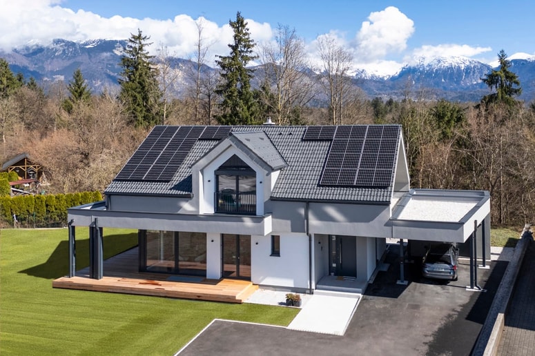 Glavna fotografija članka:PREMIERNO na ogled individualna hiša Lumar