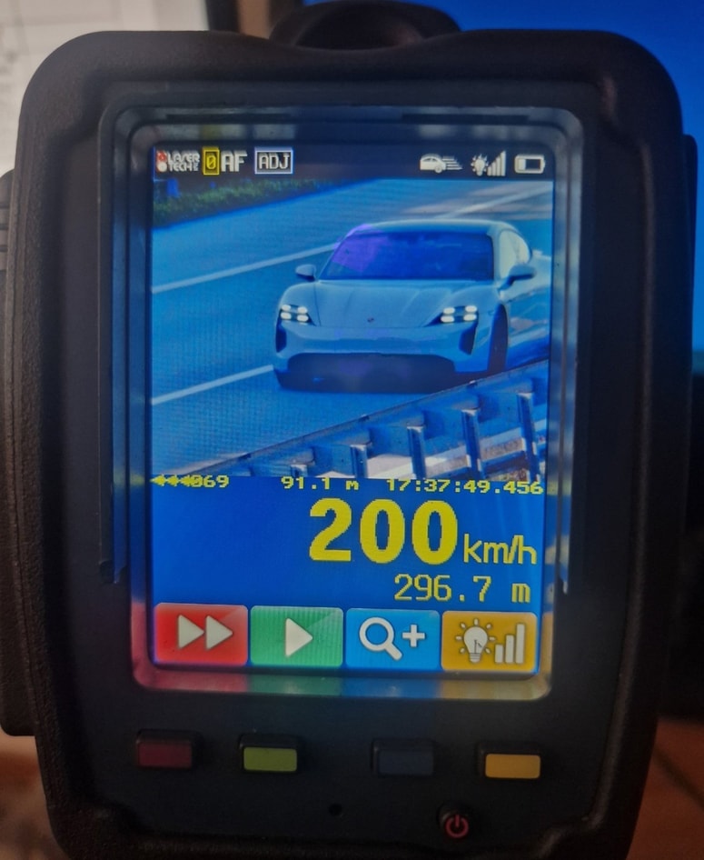 Posnetek prehitrega voznika pri Radizelu