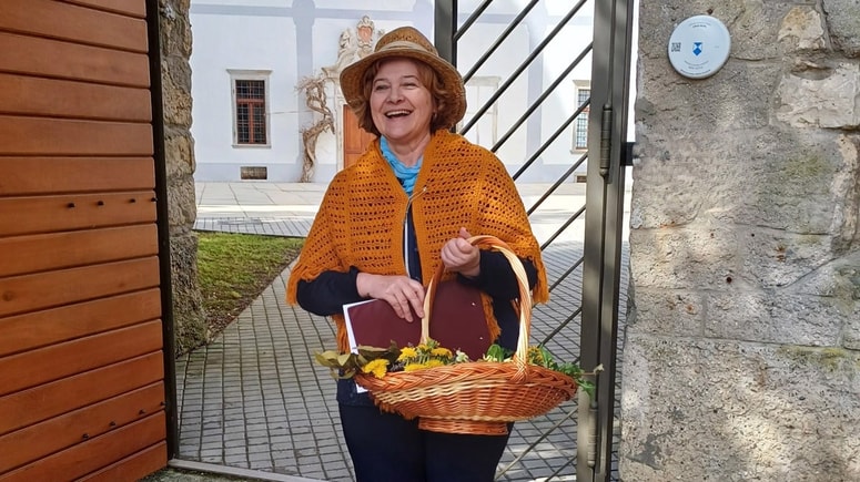 Zdenka Golub je bila izbrana za najboljšo v konkurenci 38 lokalnih turističnih vodnikov, ki so izobraževanje končali lani. 