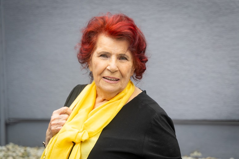 Sara Memić: "Svoje verze poklanjam vsem, ki znajo odpreti svoje srce in pomagati drugim." 