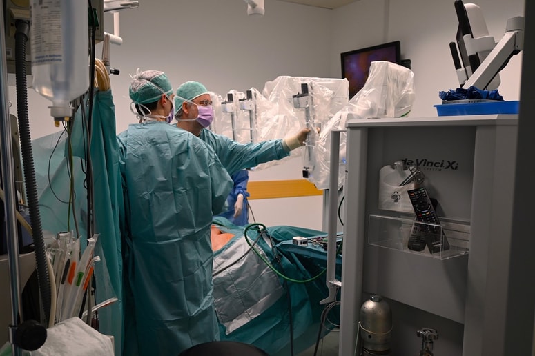 Nov robotski sistem je za bolnišnico posebnega pomena, saj so že v preteklosti bili avantgarda na tem področju, so poudarili v celjski bolnišnici. 