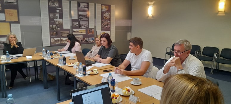 Seja sveta zavoda Splošne bolnišnice Celje je obravnavala v medijih podane očitke na račun domnevnega zasebnega sodelovanja bolnišnice s takratnim prvim nadzornikom Tomažem Subotičem. 