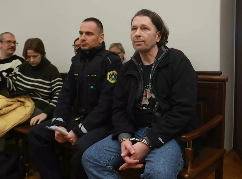 Gregor Finc (desno) se zagovarja, da se uboja ne spominja. 