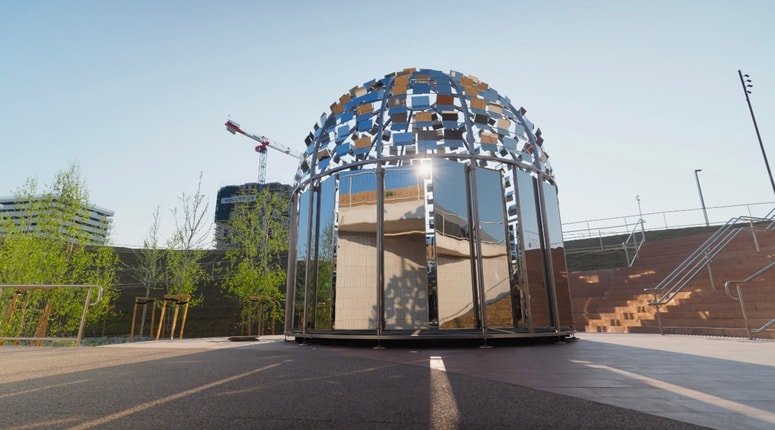 Kupolo je Evropski prestolnici kulture 2025 Nova Gorica-Gorica posodila Koroška kulturna fundacija. 